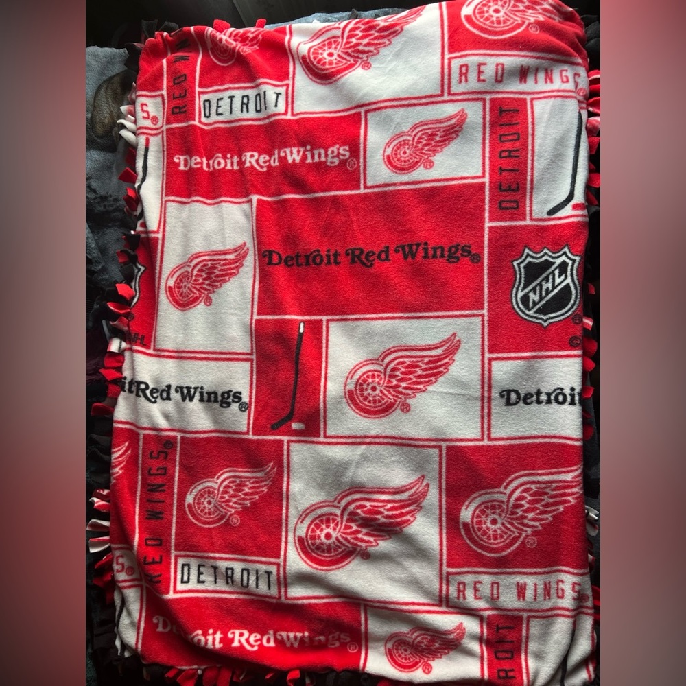 Red Wings Hockey Patterned Fleece Children’s Blanket *Hand Tied*
